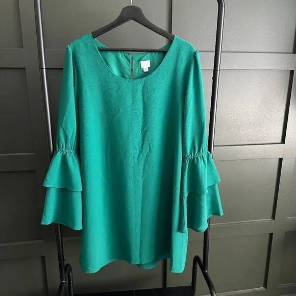 green emerald velvet dress Emerald Green Split Sleeve Shift Dress – Elegant Flow Sleeve Cocktail Dress M (6) main image 1